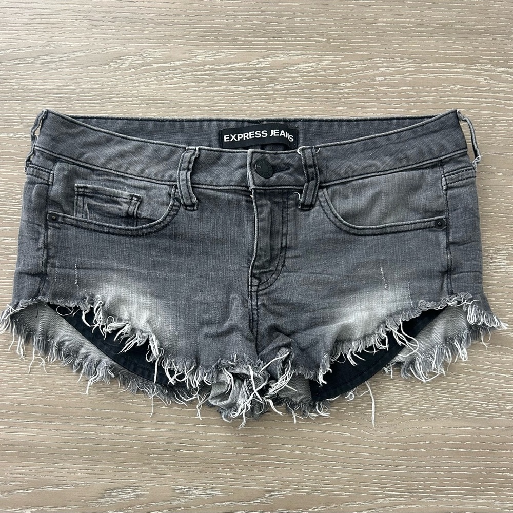 EXPRESS BLACK DENIM DISTRESSED SHORTS